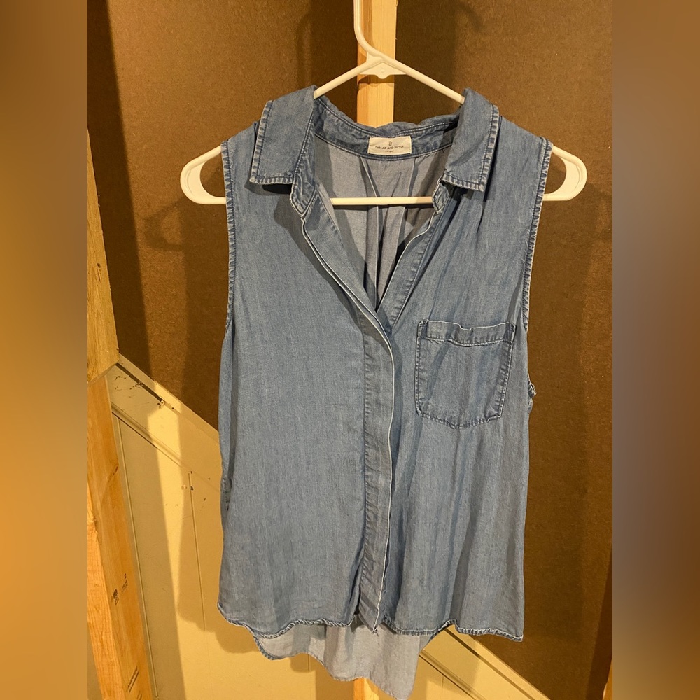 Thread & Supply denim sleeveless button up size large